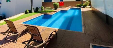 Udendørs pool, liggestole