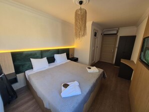 Laptop workspace, blackout curtains, soundproofing, free WiFi - Alex Village Life (Kartepe)