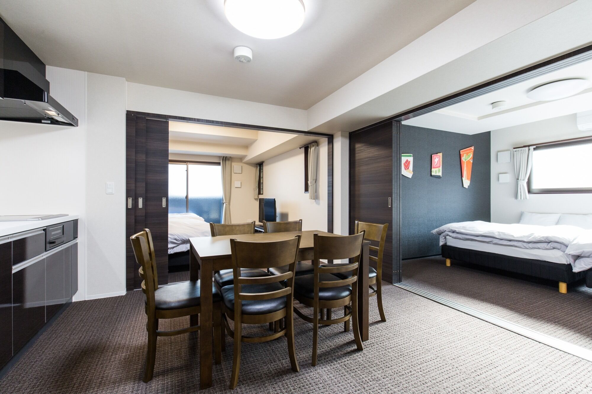 2 bedrooms, bed sheets