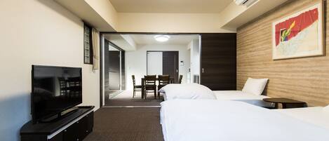 2 bedrooms, bed sheets