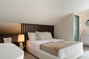 4 slaapkamers, een strijkplank/strijkijzer, gratis wifi, beddengoed