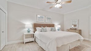 3 多间卧室、熨斗/熨衣板、免费 WiFi、床单