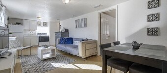 2BR Cottage In Heart of Tampa's Trendy Urban Core