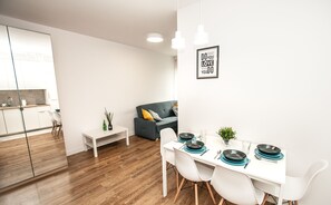 Exclusive Apartment | Dining room - BatogoSpot Tumski 2 (Wroclaw)