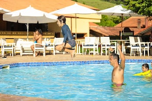 Piscina a l'aire lliure