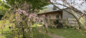 Countryside Cottage with Views Across Fields