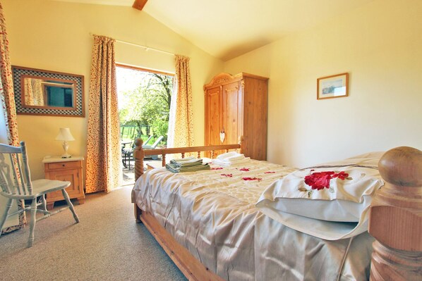 2 chambres, lits bébé, Wi-Fi, draps fournis
