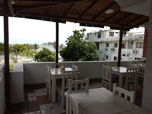 Terrace/patio - Hotel Tayromar (Santa Marta)