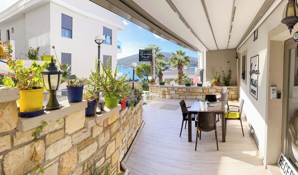 Apart 7 | View from room