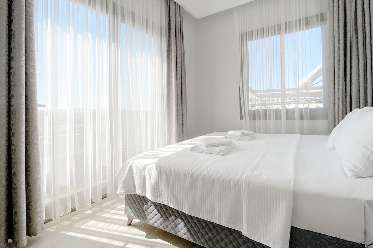 Apart 2 | Premium bedding, free WiFi, bed sheets
