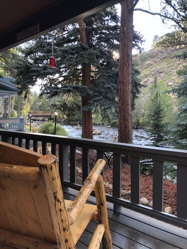 Riverfront Mountain Cottage Retreat