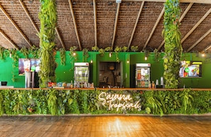 Bar (on property) - Tauá Resort & Convention Alexânia (Alexania)