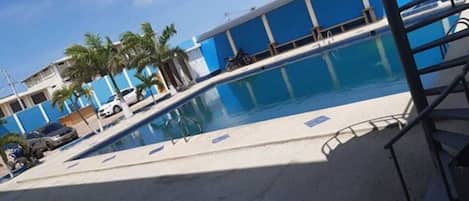 Piscine extérieure