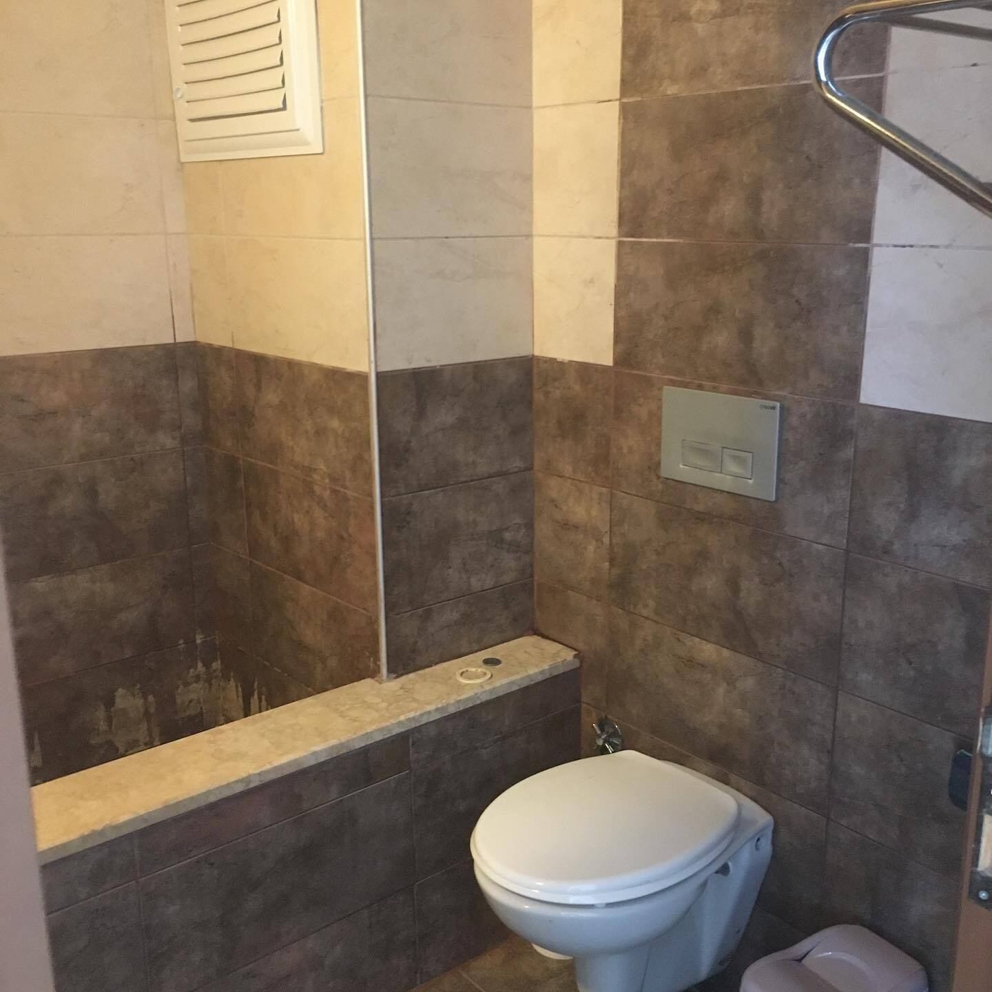separate bathtub and shower, spring water bathtub