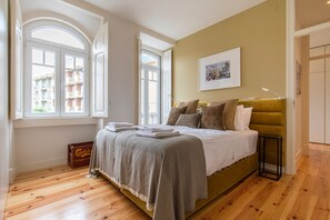 4 chambres, fer et planche à repasser, accès à Internet, literie fournie