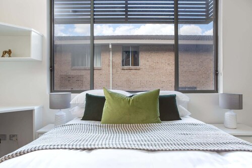 Cosy and Bright Studio Next to Westmead Hospital