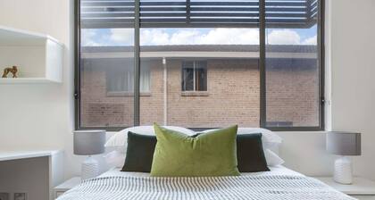 Cosy and Bright Studio Next to Westmead Hospital
