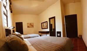 Habitación doble estándar | 2 habitaciones y wifi gratis 