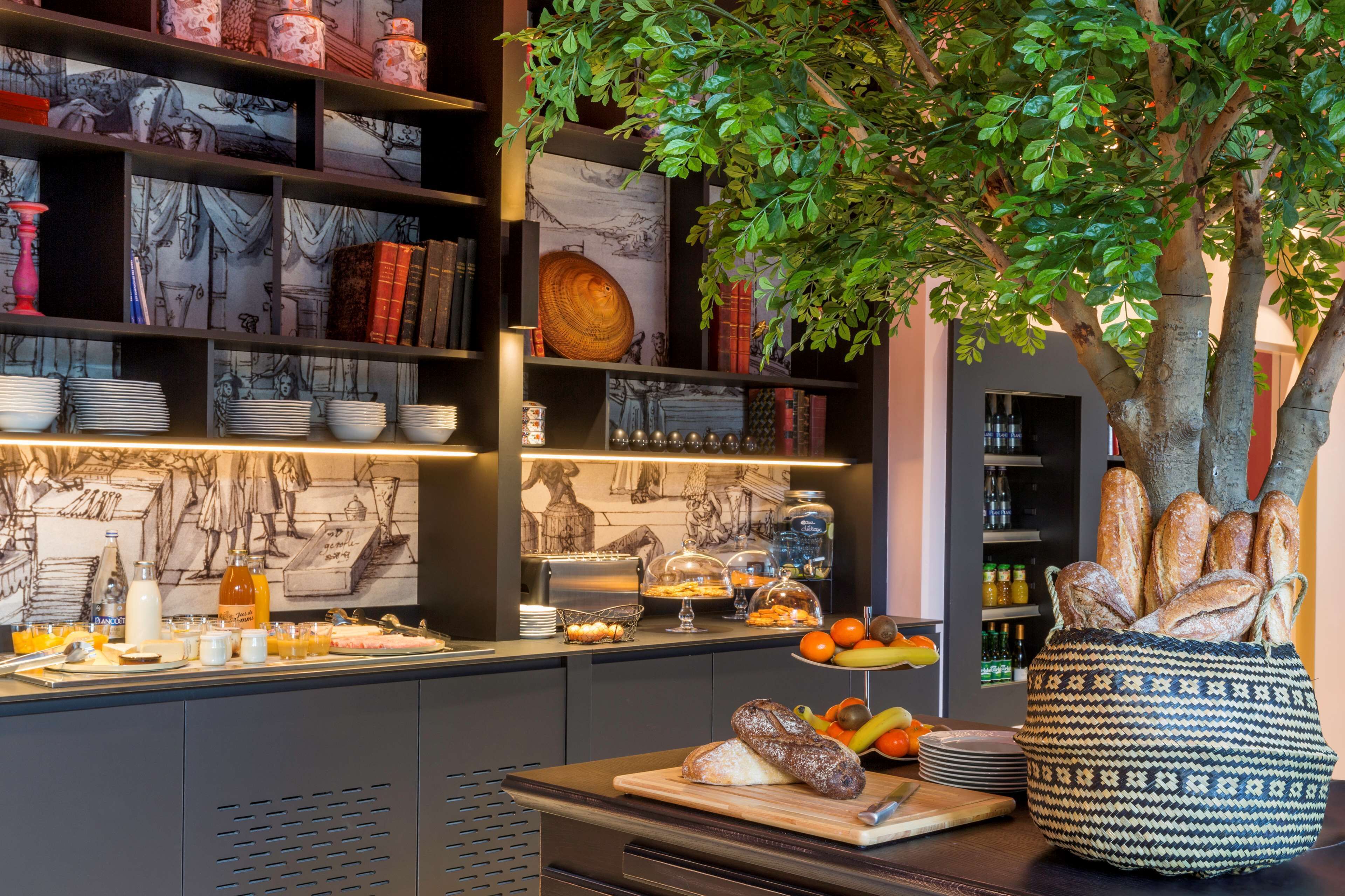 daily buffet breakfast (eur 18 per person)