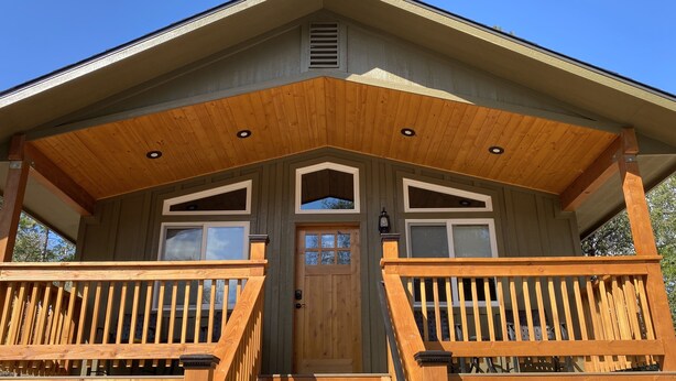 Property entrance - Pioneer (Oakhurst)