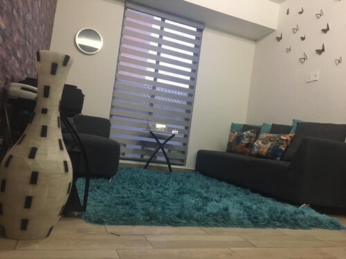 Renta de Habitación cerca de reforma