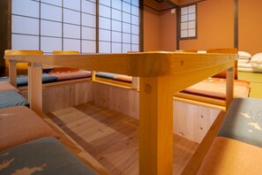 3 Schlafzimmer, Schreibtisch, kostenloses WLAN, Bettwäsche