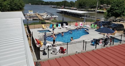 Lazy Dayz Resort