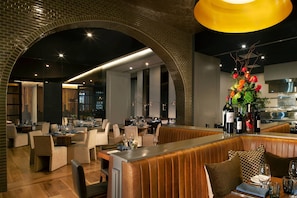Bar (en el alojamiento)