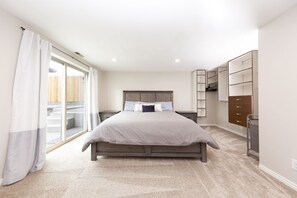 3 slaapkamers, een strijkplank/strijkijzer, gratis wifi, beddengoed