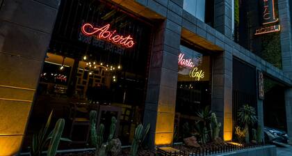 Cadillac Hotel Boutique