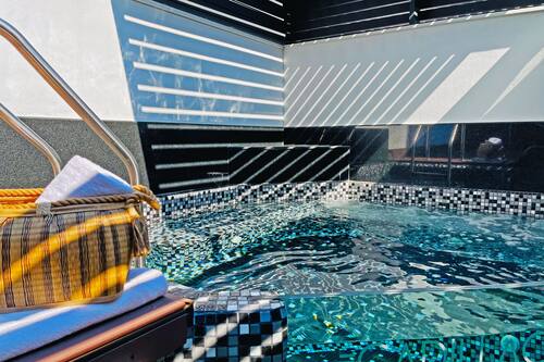 Premium-Zimmer, 1 King-Bett, Whirlpool | Whirlwanne