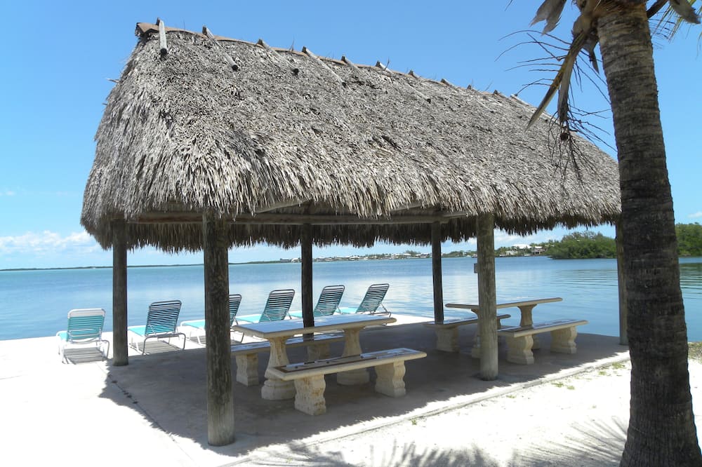 Rock Reef Resort