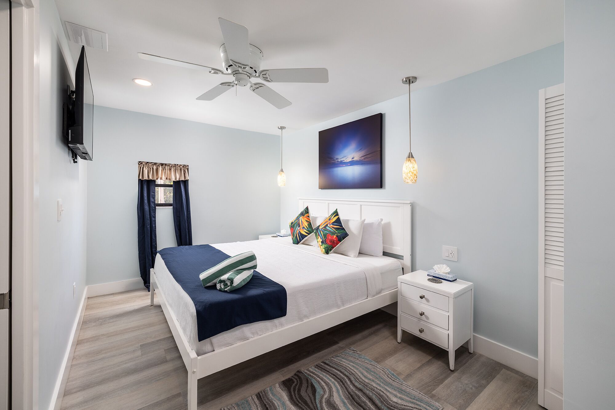 Suite Superior, 1 Tempat Tidur King dengan tempat tidur Sofa, pemandangan kota | Kamar mandi | Perlengkapan mandi gratis, pengering rambut, handuk, dan sabun