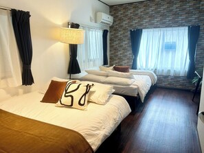 4 bedrooms, desk, iron/ironing board, free WiFi
