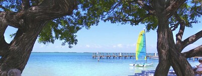 Key Largo 3BR Villa | Pool, Kayaks & Resort Perks