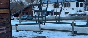 Condominium apartment at the foot of the slopes and 800m from Valloire village