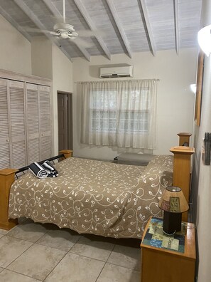 3 habitaciones y caja de seguridad en la habitación 