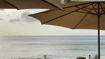 Sun loungers, beach towels