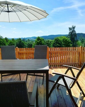 Cabin, 2 Bedrooms, Terrace | Terrace/patio