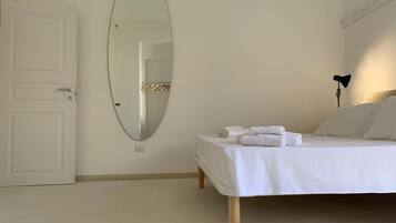 4 Schlafzimmer, BĂŒgeleisen/BĂŒgelbrett, WLAN, BettwĂ€sche