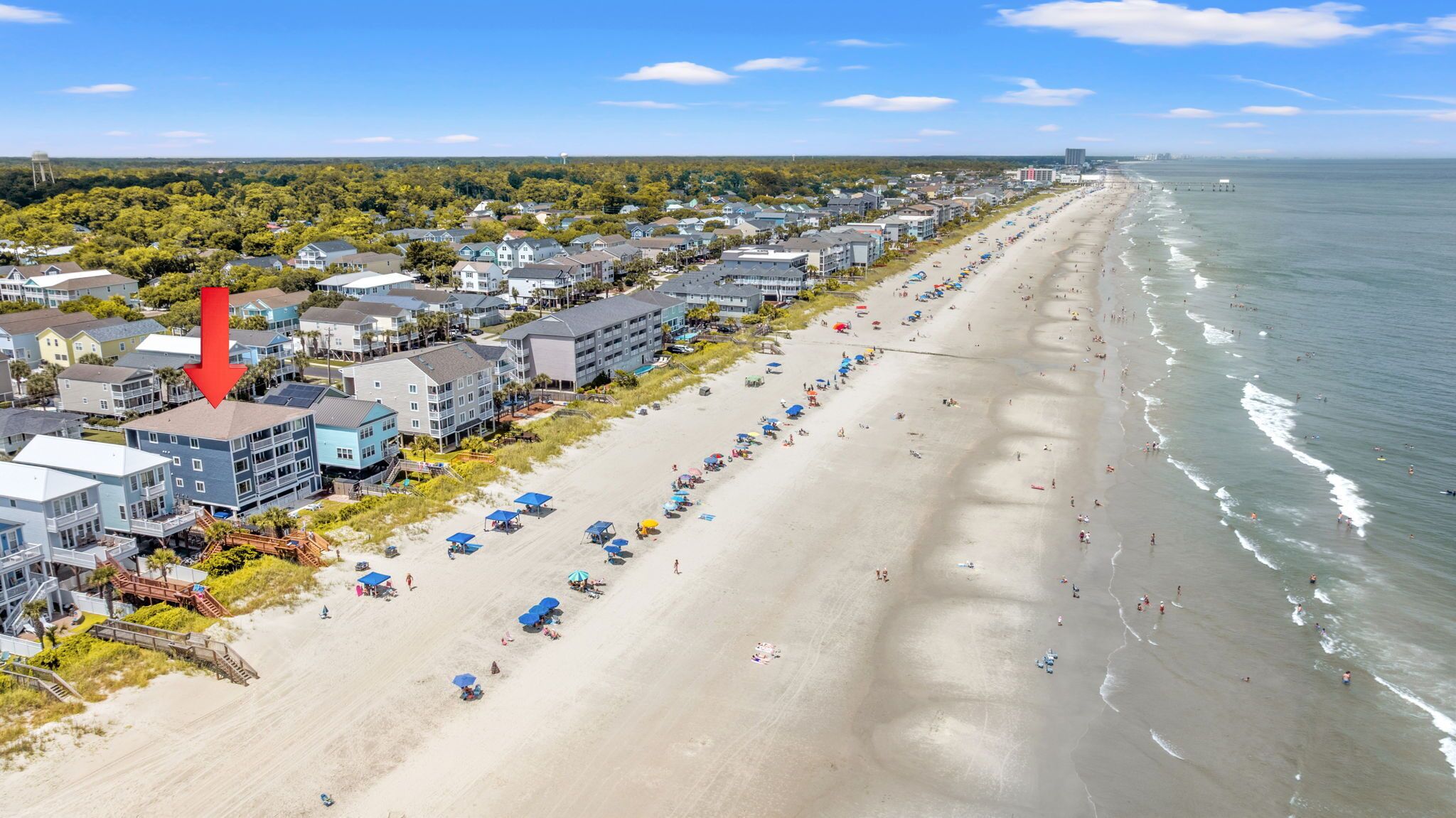 Plage, chaises longues