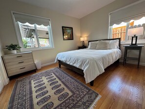 3 chambres, fer et planche à repasser, Wi-Fi, draps fournis