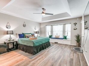 5 Schlafzimmer, Bügeleisen/Bügelbrett, WLAN, Bettwäsche