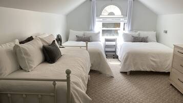 5 dormitorios, escritorio, wifi y ropa de cama