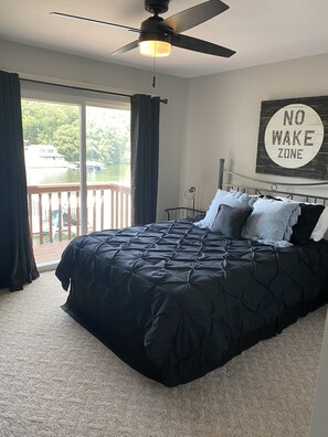 5 Schlafzimmer, Schreibtisch, WLAN, Bettwäsche