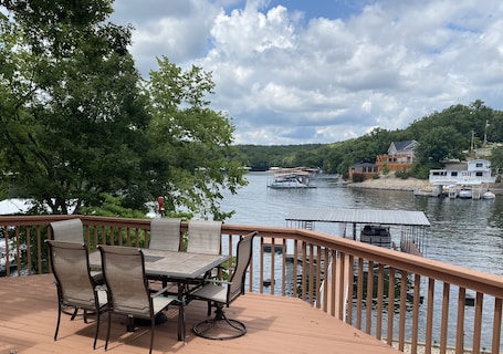 Outdoor dining. Lakefront Getaway for 14 guests