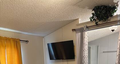 Cozy & Comfy Manufactured Home 10 minutes of Ft Leonard Wood Military Base.