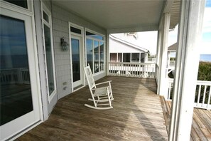 House, Multiple Beds (Alvarez II) | Balcony