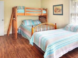 บ้านพัก, หลายเตียง (Beach Blessing- Whole House) | 6 ห้องนอน