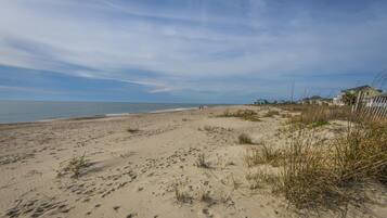 House, Multiple Beds (Beach Blessing- Whole House) | Beach